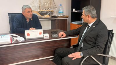 İzmit Belediye Başkan Yardımcısı Lütfü Obuz ve Muhtarlık İşleri Müdürü