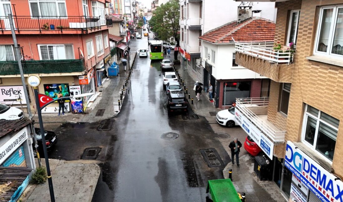Kent genelinde ulaşım yatırımlarını sürdüren Kocaeli Büyükşehir Belediyesi, Darıca ilçesinde