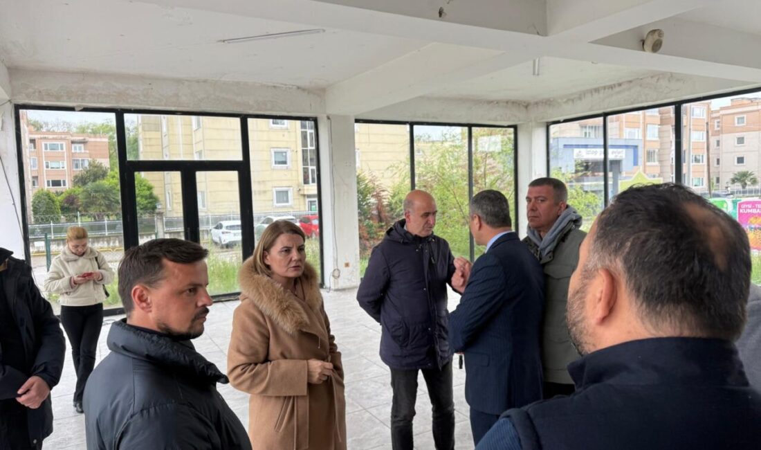 İzmit Belediyesi, Alikahya Atatürk Mahallesi’nde belediyeye devri tamamlanan sosyal tesisi
