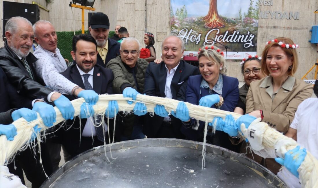 İzmit Belediyesinin baharın gelişini coşkuyla kutladığı Geleneksel Hıdırellez Şenliği’nin son