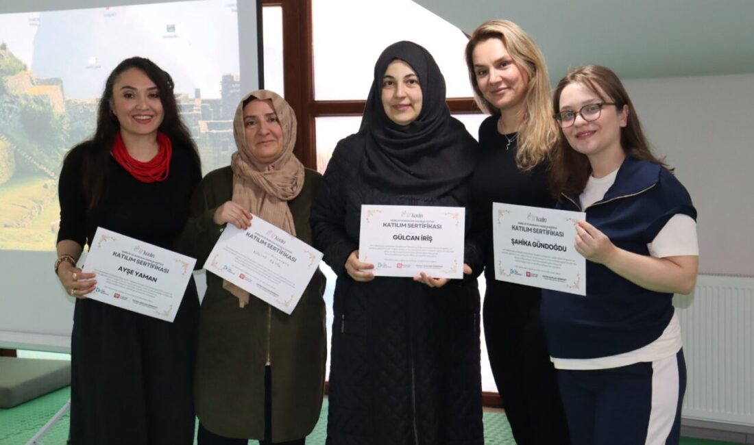 İZGİM’de düzenlenen Gebelik ve Doğuma Hazırlık Eğitimi tamamlandı; anne adayları