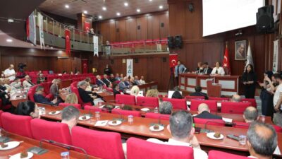 İzmit Belediye Meclisi’nin Mayıs ayı ikinci birleşimi İzmit Belediyesi Başkan