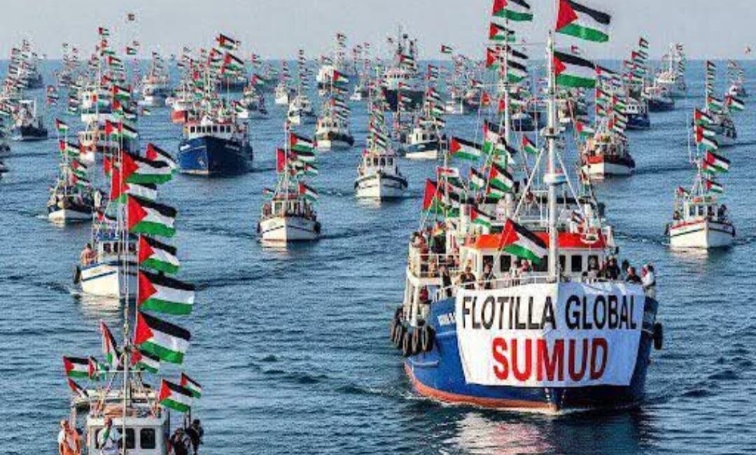 İsrail'in Küresel Sumud Filosu'na yönelik saldırısına sert bir şekilde tepki