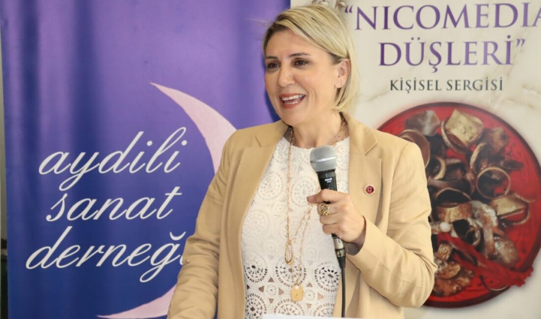 Sanatçı Lale Tığ’ın “Nicomedia Düşleri” adlı kişisel sergisi, İzmit Belediyesi