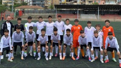 Körfez Gençlerbirliği Spor Kulübü U-13 yaş grubu futbol takımı ligin