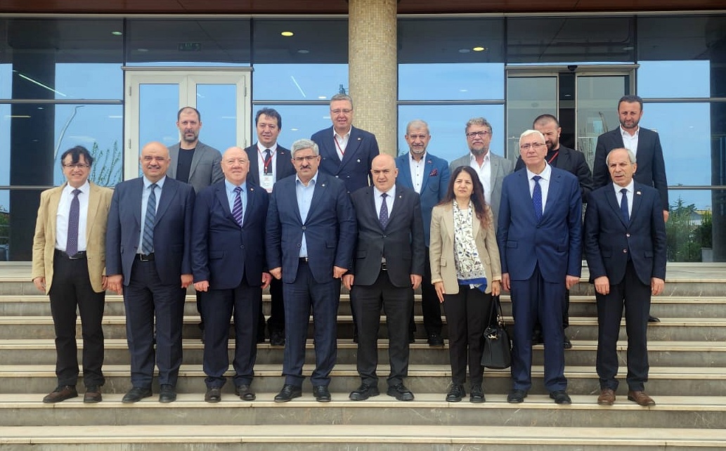 Kocaeli Ticaret Odası (KOTO), çeşitli kurum ve kuruluşlardan konuklarını ağırlamaya,