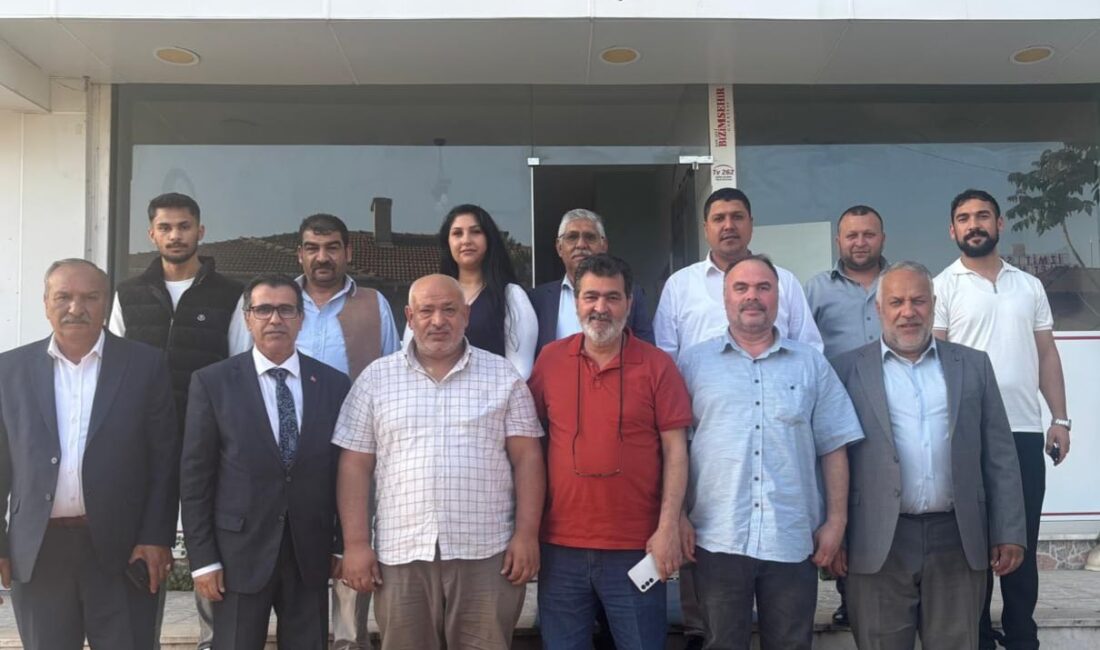 Türkiye Roman Konfederasyonu Başkanı Ahmet Çokyaşar ile ilimizdeki çeşitli Roman
