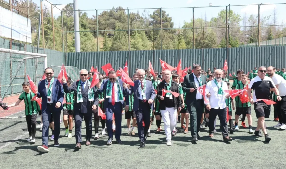 Çayırova Belediyesi Eğitim Spor Kulübü ve Çayırovaspor’un ortaklığında düzenlenen 19