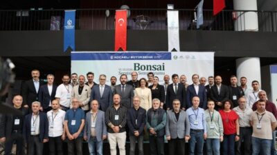Kocaeli Büyükşehir Belediyesi'nin destekleriyle düzenlenen 6. Ulusal Bonsai Sergisi ve