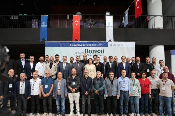 Kocaeli Büyükşehir Belediyesi'nin destekleriyle düzenlenen 6. Ulusal Bonsai Sergisi ve
