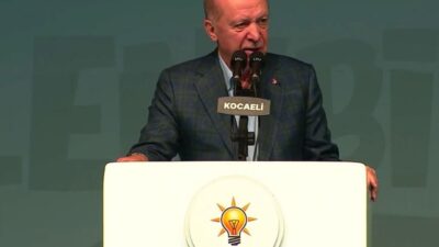 Cumhurbaşkanı Recep Tayyip Erdoğan, Kocaeli’de düzenlenen “Bir Gençlik Şöleni” programında
