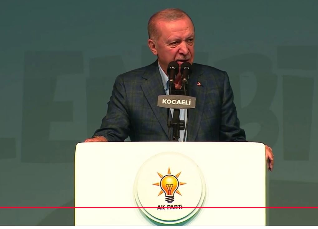 Cumhurbaşkanı Recep Tayyip Erdoğan, Kocaeli’de düzenlenen “Bir Gençlik Şöleni” programında