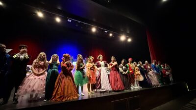 Kültür-Sanat şehri Çayırova’da, genç tiyatro ekibi ‘Prenses Çeçil’in Hikayesi; Olduğum