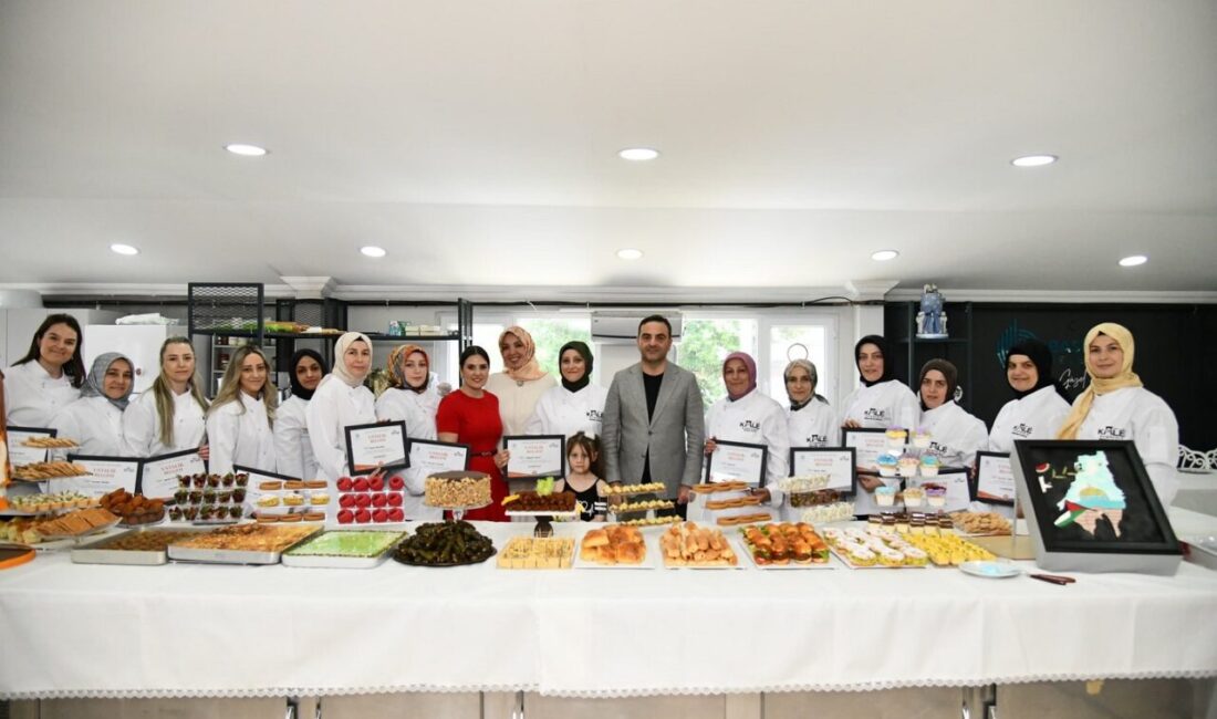 Başiskele Belediyesi tarafından Altın Bilezik Projesi kapsamında hayata geçirilen Pastacılık