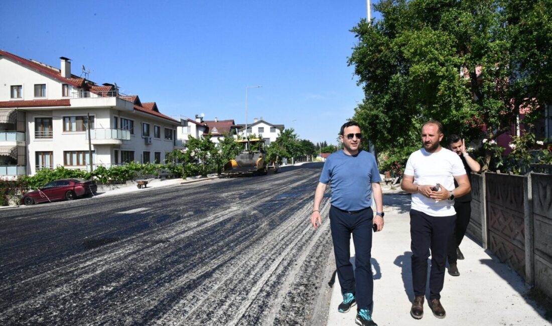 Başiskele Belediye Başkanı M. Yasin Özlü, Seymen Mahallesi’nde yürütülen kapsamlı
