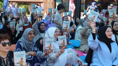 Kocaeli Büyükşehir Belediyesi, okuma kültürünü yaygınlaştırmak ve kitaplar aracılığıyla bireylerin
