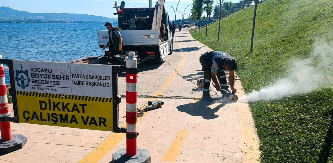 Kocaeli Büyükşehir Belediyesi, Gölcük Değirmendere sahilinde vatandaşların güvenli ve konforlu