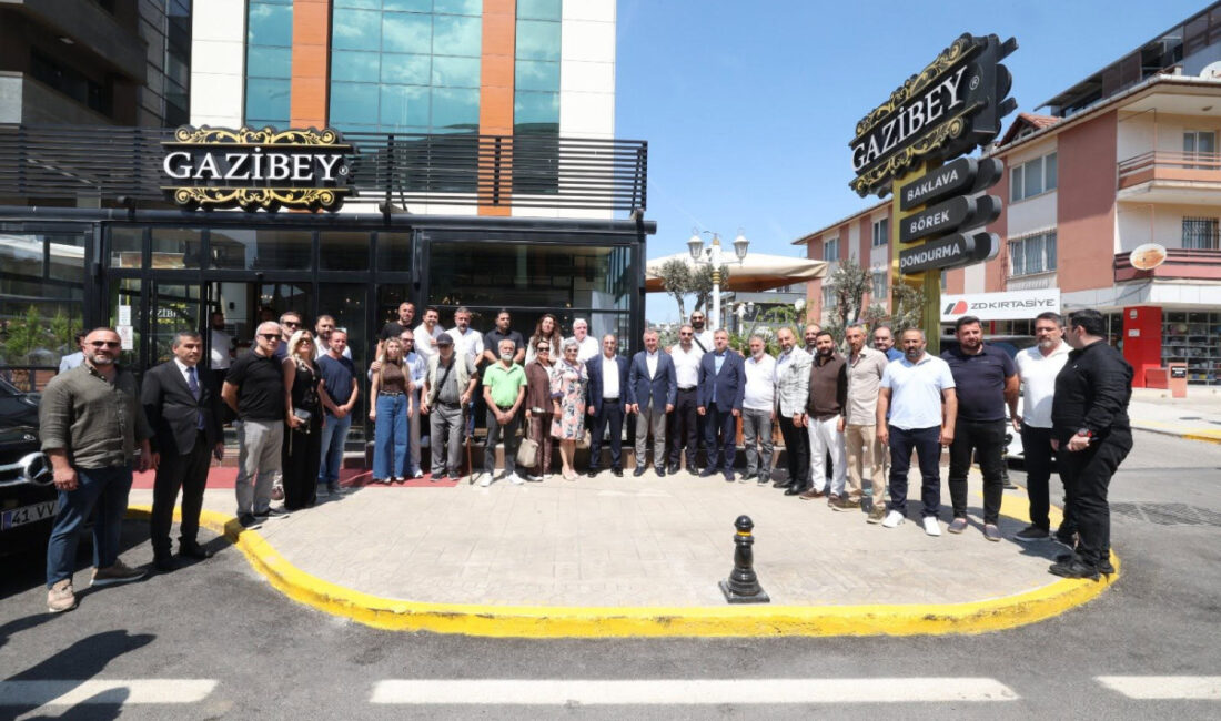 Kocaeli Büyükşehir Belediyesi’nin, alt ve üst yapısını yenilediği İzmit Yahya