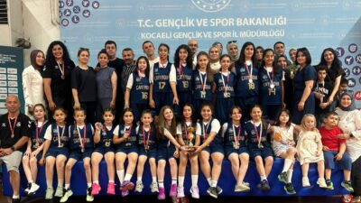 Çayırova Belediyesi Eğitim Spor Kulübü sporcuları, katıldıkları müsabakalarda adlarından söz