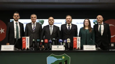 Kocaelispor Kulübü, 2026-2027 sezonu boyunca geçerli olacak sağlık sponsorluğu sözleşmesini