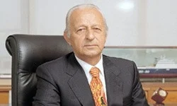 Kocaeli iş dünyasının önde gelen isimlerinden Hayrettin Ulusoy, 96 yaşında