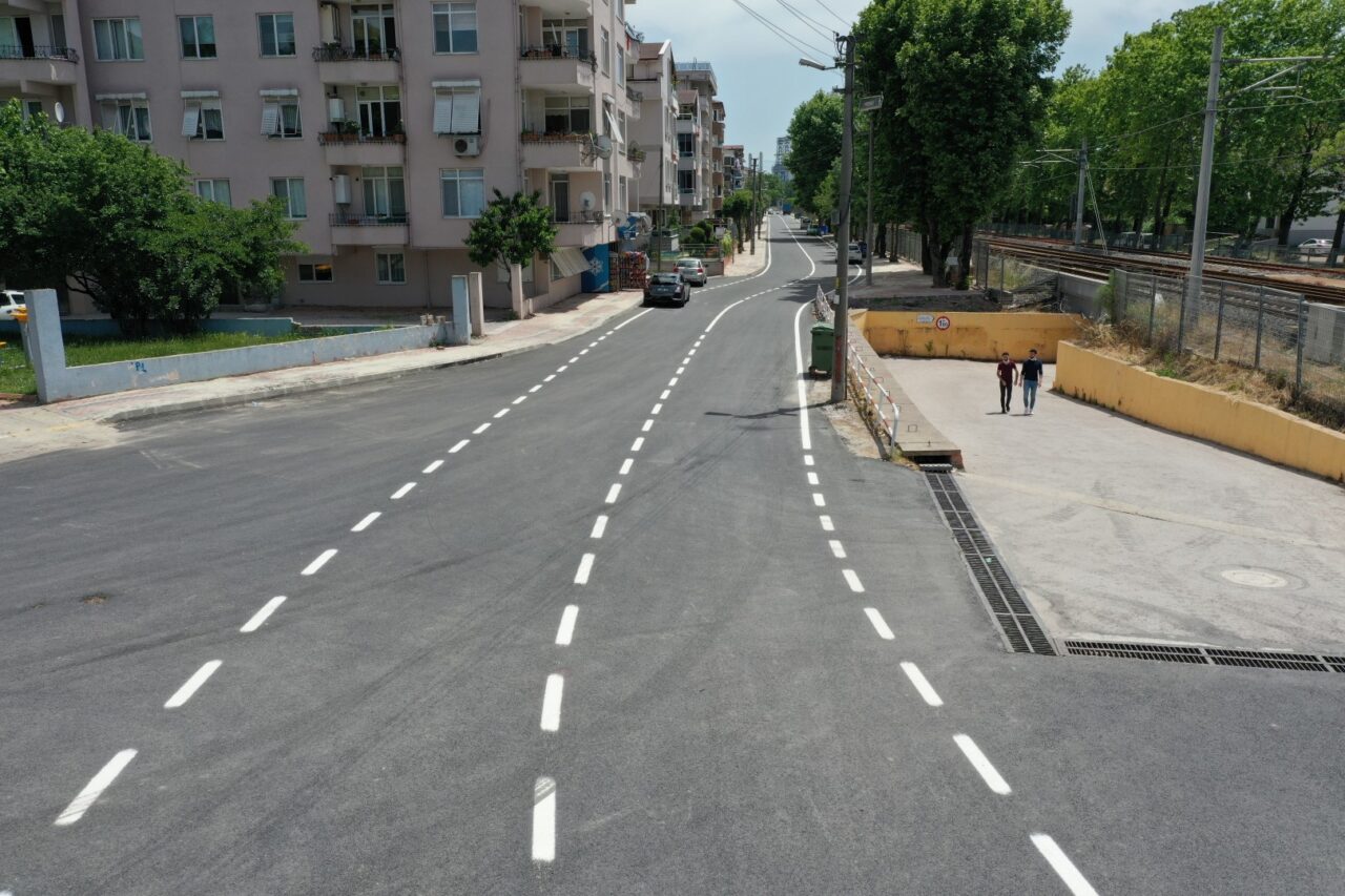 Kocaeli Büyükşehir Belediyesi, ulaşım altyapısını güçlendirme çalışmalarının ardından üstyapı hamlesini