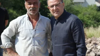 Derince Belediyesi ekipleri ilçe genelinde ihtiyaç duyulan noktalarda çalışmalarını yoğun