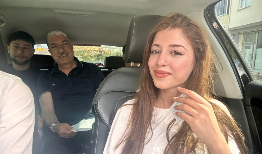 Yükseköğretim Kurumları Sınavı (YKS) heyecanının yaşandığı sabah, Dilovası Belediye Başkanı