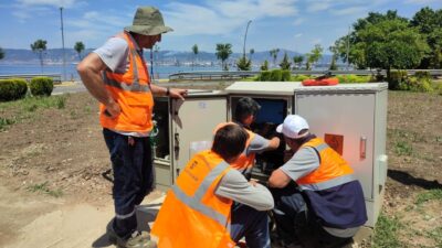 Kocaeli Büyükşehir Belediyesi ekipleri, kent genelinde bulunan 269 sinyalizasyon kavşağında