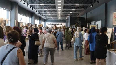 

İzmit Belediyesi ve İzmit Halk Eğitim Müdürlüğü iş birliğiyle yürütülen