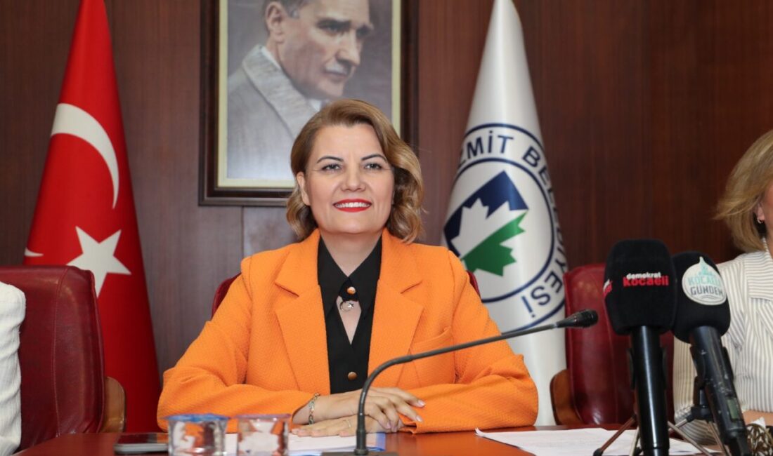 Topçular Mahallesi’nde yaşanan toprak kaymasına dair değerlendirmelerde bulunan Başkan Hürriyet,