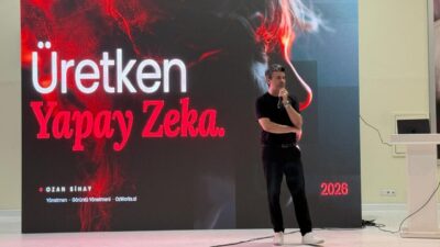 İzmit Belediyesi tarafından düzenlenen Üretken Yapay Zeka Semineri’nde gençlerle buluşan