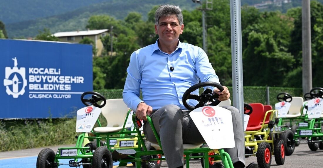 Kartepe Belediye Başkanı Av. M. Mustafa Kocaman, yapımı tamamlanan Trafik