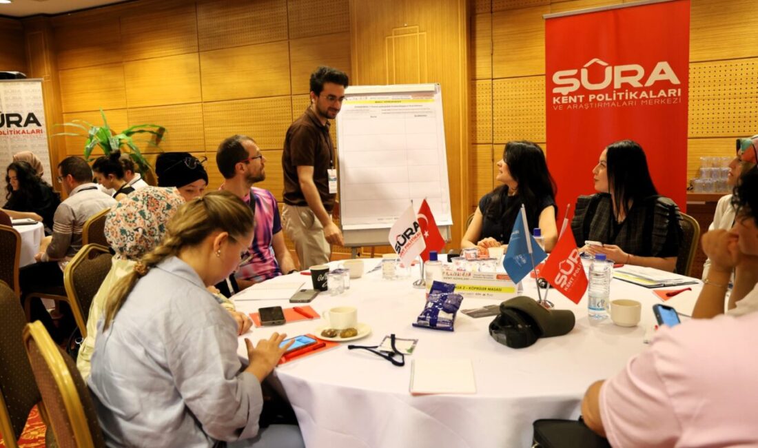 Kocaeli Büyükşehir Belediyesi’nin “Kocaeli Yaya Ulaşımı Eylem Planı” kapsamında düzenlediği