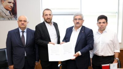 Üyelerini; sağlıktan eğitime, turizmden çeşitli hizmet sektörlerine kadar birçok alanda