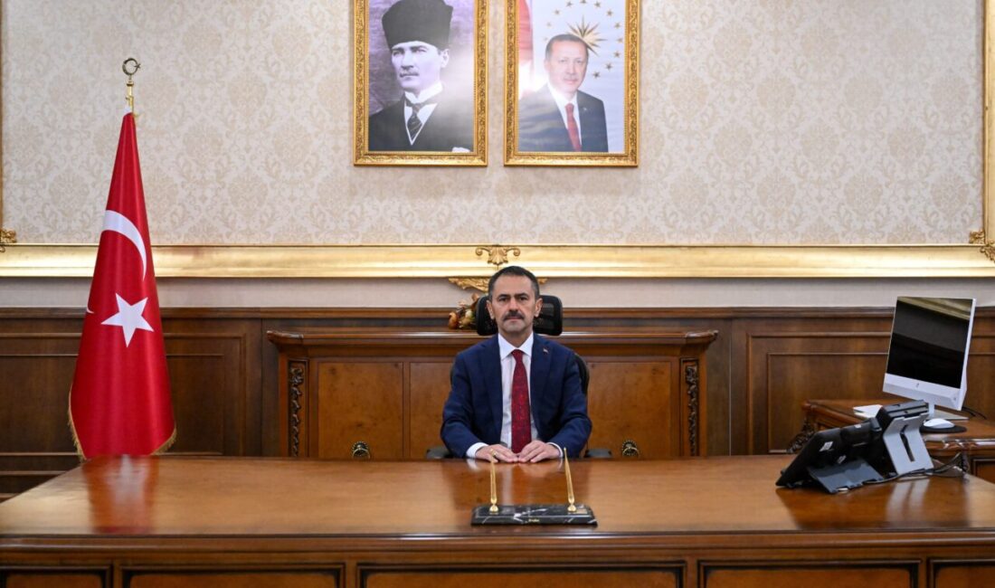 Kocaeli Valisi Sayın İlhami Aktaş, LGS sınavına girecek olan ortaokullu