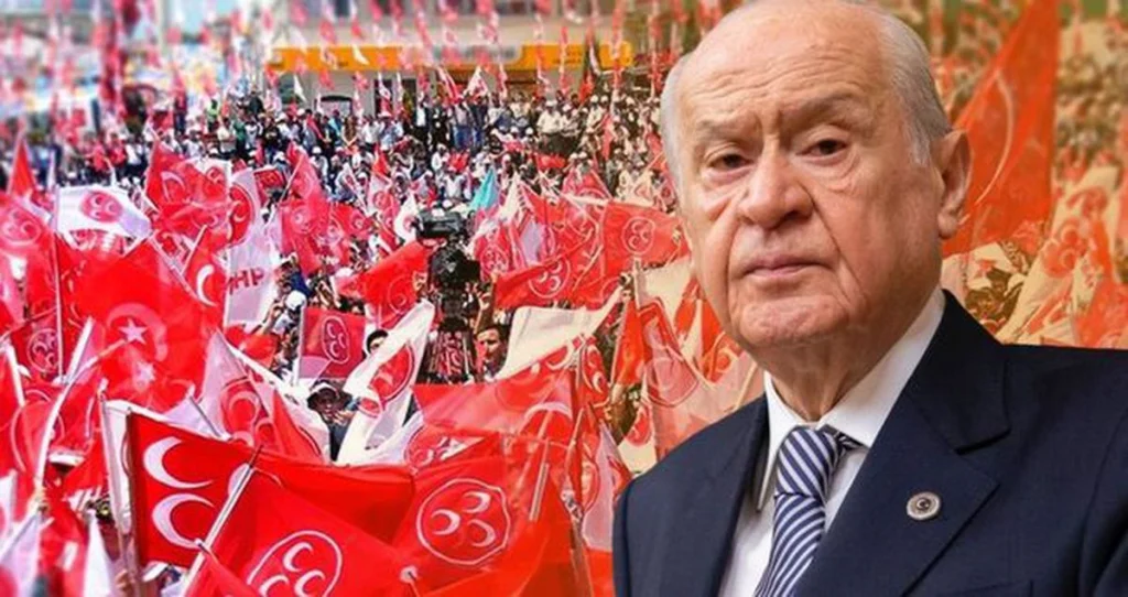 MHP Kocaeli İl Başkanlığı'nda yeni yapılanma süreci kapsamında ilçe başkanlıklarına