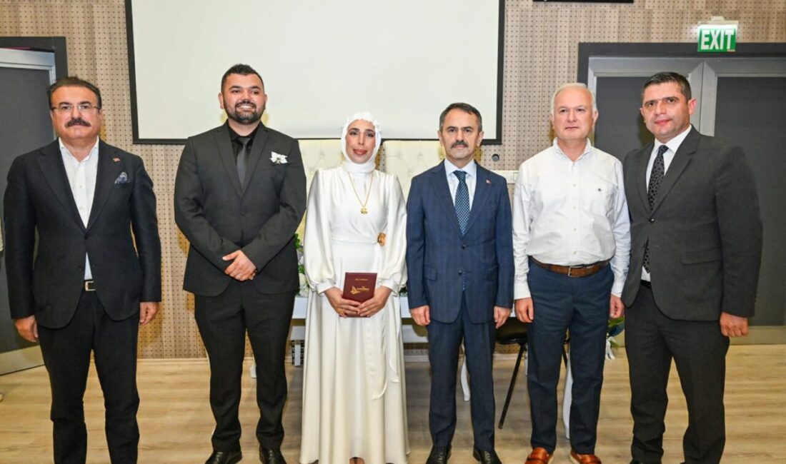Kocaeli Valisi İlhami Aktaş, Gazanfer Bilge Çocuk Yuvası Müdürü Akide