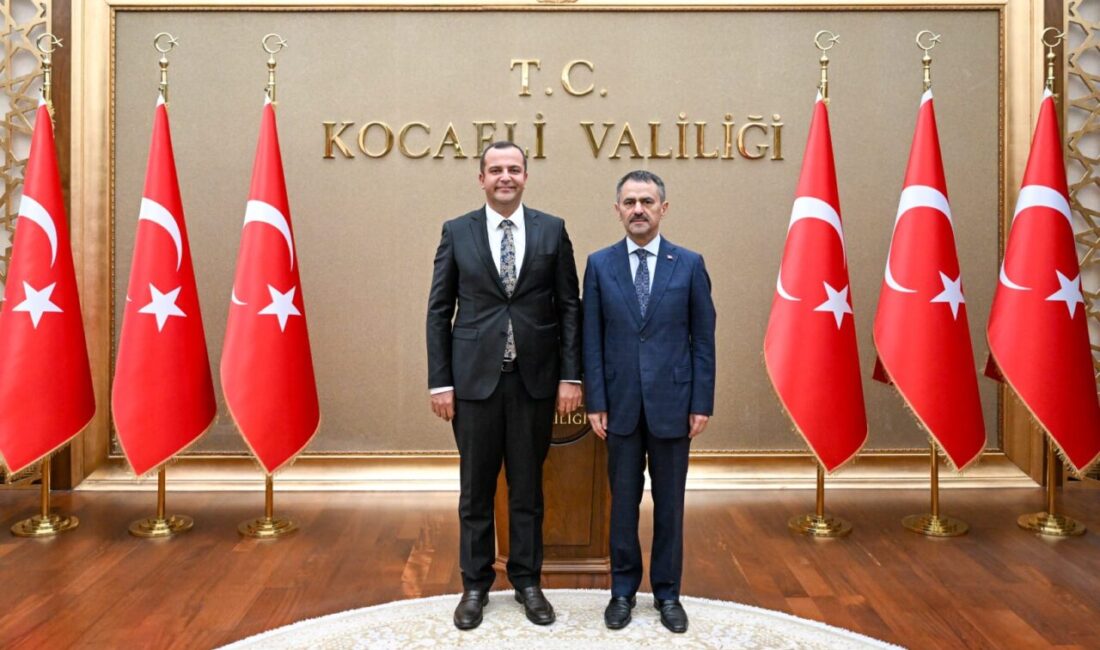 Kocaeli 1. İdare Mahkemesi Başkanı Cihan Kutlu, Kocaeli Valisi İlhami