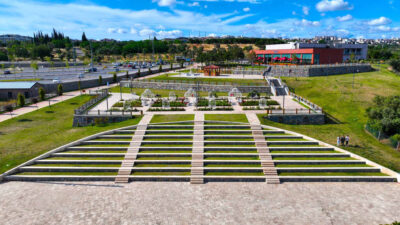 Kocaeli Büyükşehir Belediyesi’nin hayata geçirdiği millet bahçeleri, vatandaşların en uğrak