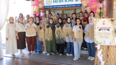 Kocaeli Büyükşehir Belediyesi, kadınların sosyal hayata daha aktif katılımını destekleyen