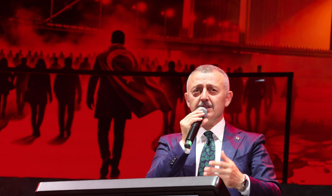 Kocaeli Büyükşehir Belediye Başkanı Tahir Büyükakın, 15 Temmuz Demokrasi ve