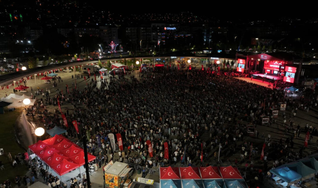Kocaeli, hain darbe girişiminin 10. yıldönümünde aynı kararlılık ve dik
