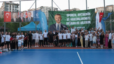 Kocaeli Büyükşehir Belediyesi tarafından gerçekleştirilen Herkes İçin Spor Tenis Turnuvası’nda