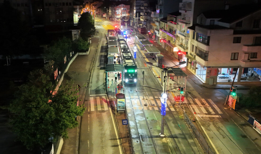 Kocaeli Büyükşehir Belediyesi, Akçaray Tramvay Hattı’nda kapasiteyi iki katına çıkarmak