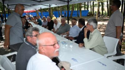 Kocaeli Valisi İlhami Aktaş, İzmit’e bağlı Çağırgan Mahallesi’nde düzenlenen geleneksel