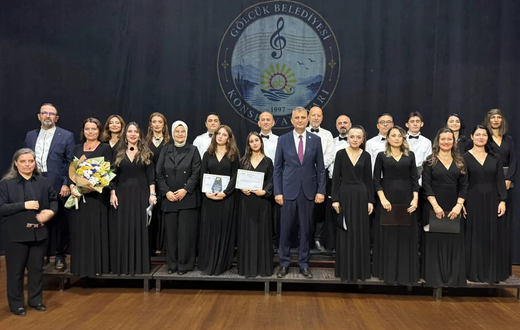 Gölcük Belediyesi Konservatuvarı Türk Halk Müziği Uygulama Topluluğu Korosu, Şef