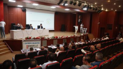 Çayırova Belediyesi Temmuz Ayı Olağan Meclis Toplantısı, bugün gerçekleştirildi. Çayırova