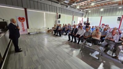 Gölcük Belediyesi ve Türkiye Emekli Astsubaylar Derneği ortaklığında düzenlenen konferans