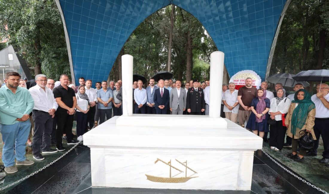 Karamürsel'in düşman işgalinden kurtuluşunun 105. yıl dönümü, düzenlenen resmi tören